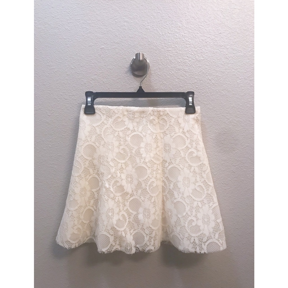 NEW High-waisted Lace cream colored skater skirt